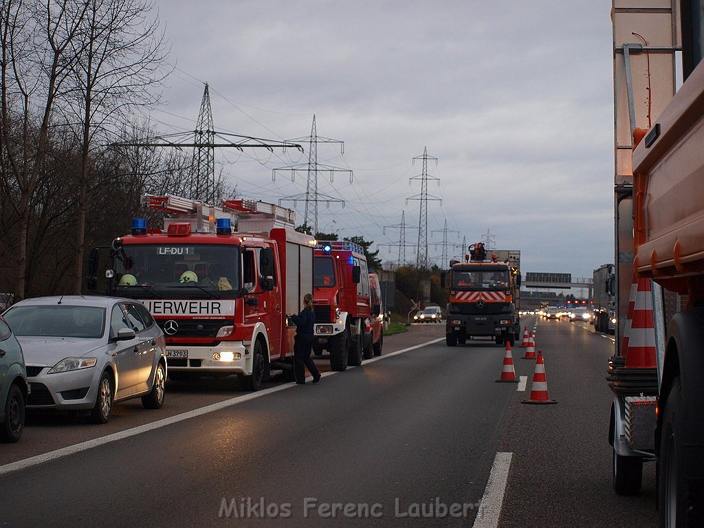 LKW stuerzt um A 3 Rich Frankfurt AK Heumar P0476.JPG